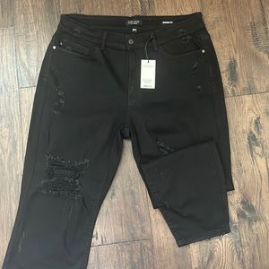 Judy Blue Women’s High Rise Black Distressed Boyfriend Jeans